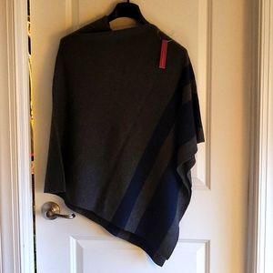 NEW 100% Cashmere Poncho style Wrap/Shawl, One size